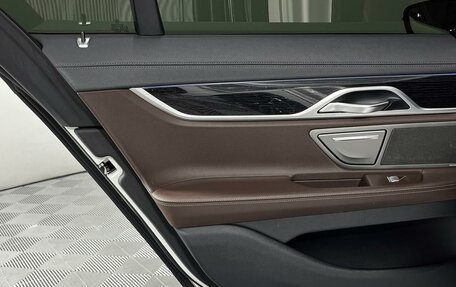 BMW 7 серия, 2017 год, 3 600 000 рублей, 10 фотография