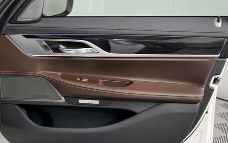 BMW 7 серия, 2017 год, 3 600 000 рублей, 26 фотография