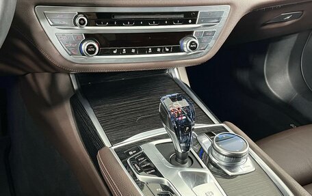 BMW 7 серия, 2017 год, 3 600 000 рублей, 21 фотография