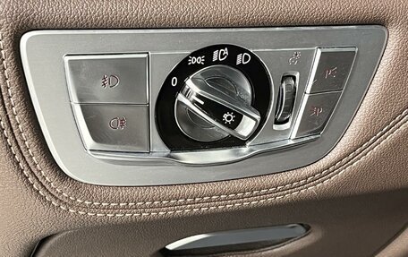 BMW 7 серия, 2017 год, 3 600 000 рублей, 32 фотография