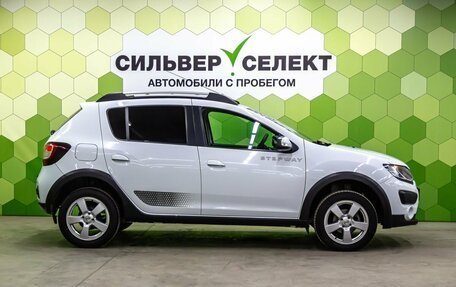 Renault Sandero II рестайлинг, 2018 год, 1 100 000 рублей, 7 фотография