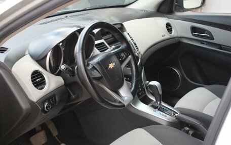 Chevrolet Cruze II, 2012 год, 599 000 рублей, 9 фотография