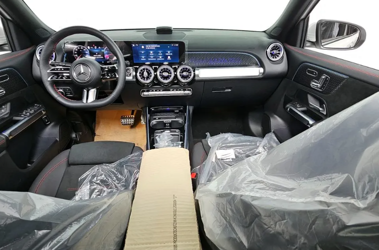 Mercedes-Benz GLB X247, 2024 год, 5 730 000 рублей, 2 фотография