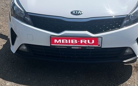 KIA Rio IV, 2021 год, 1 600 000 рублей, 1 фотография