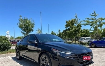 Hyundai Elantra, 2022 год, 1 050 000 рублей, 1 фотография