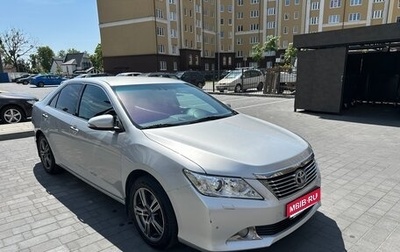 Toyota Camry, 2012 год, 2 100 000 рублей, 1 фотография