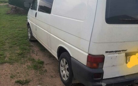 Volkswagen Transporter T4, 2002 год, 743 000 рублей, 2 фотография