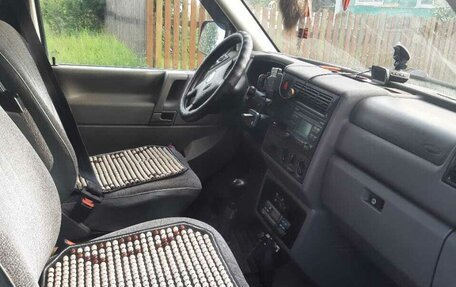 Volkswagen Transporter T4, 2002 год, 743 000 рублей, 10 фотография