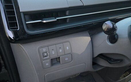 Hyundai Staria, 2021 год, 5 500 000 рублей, 3 фотография