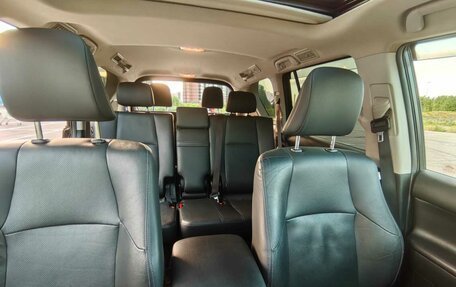 Toyota Land Cruiser Prado 150 рестайлинг 2, 2018 год, 5 500 000 рублей, 6 фотография