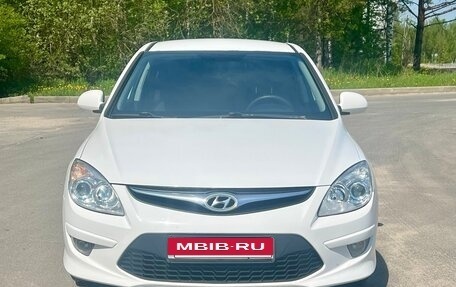 Hyundai i30 I, 2011 год, 630 000 рублей, 2 фотография