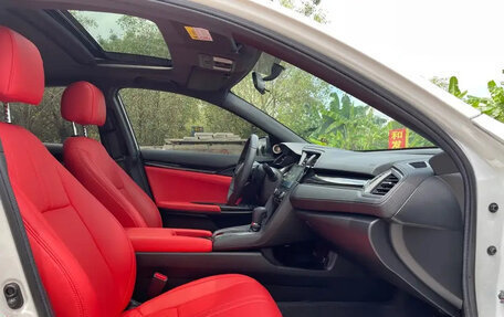 Honda Civic, 2022 год, 2 300 002 рублей, 14 фотография