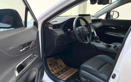 Toyota Harrier, 2023 год, 2 640 333 рублей, 9 фотография