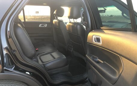 Ford Explorer VI, 2013 год, 2 500 000 рублей, 7 фотография