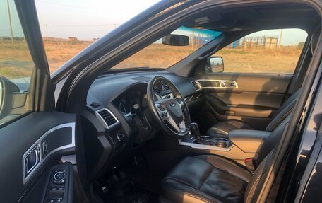 Ford Explorer VI, 2013 год, 2 500 000 рублей, 3 фотография