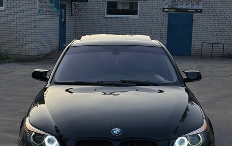 BMW 5 серия, 2004 год, 1 250 000 рублей, 15 фотография