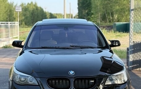 BMW 5 серия, 2004 год, 1 250 000 рублей, 21 фотография