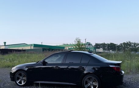BMW 5 серия, 2004 год, 1 250 000 рублей, 39 фотография