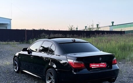 BMW 5 серия, 2004 год, 1 250 000 рублей, 31 фотография