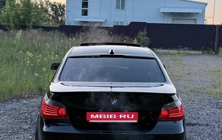 BMW 5 серия, 2004 год, 1 250 000 рублей, 32 фотография