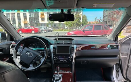 Toyota Camry, 2012 год, 2 100 000 рублей, 8 фотография