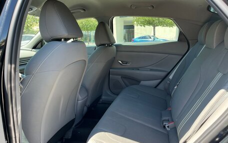 Hyundai Elantra, 2022 год, 1 050 000 рублей, 9 фотография