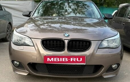 BMW 5 серия, 2004 год, 980 000 рублей, 2 фотография
