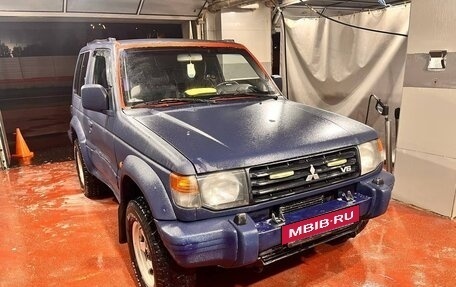 Mitsubishi Pajero III рестайлинг, 1995 год, 480 000 рублей, 3 фотография
