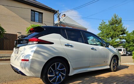 Nissan Leaf II, 2019 год, 2 249 000 рублей, 7 фотография