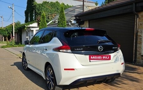 Nissan Leaf II, 2019 год, 2 249 000 рублей, 4 фотография