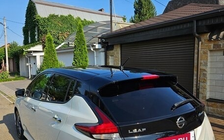 Nissan Leaf II, 2019 год, 2 249 000 рублей, 28 фотография