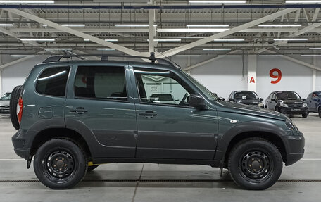Chevrolet Niva I рестайлинг, 2020 год, 985 850 рублей, 8 фотография