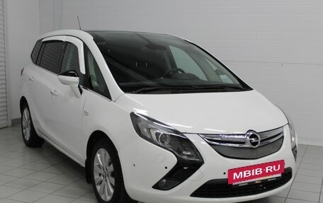 Opel Zafira C рестайлинг, 2013 год, 750 000 рублей, 5 фотография