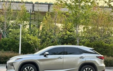 Lexus RX IV рестайлинг, 2021 год, 3 700 000 рублей, 7 фотография