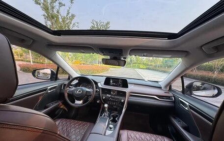 Lexus RX IV рестайлинг, 2021 год, 3 700 000 рублей, 14 фотография