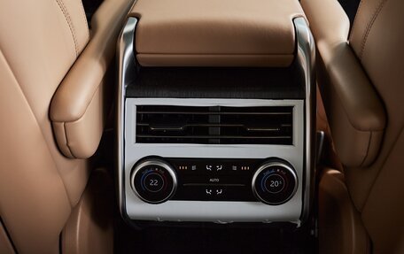 Land Rover Range Rover IV рестайлинг, 2025 год, 20 900 000 рублей, 17 фотография