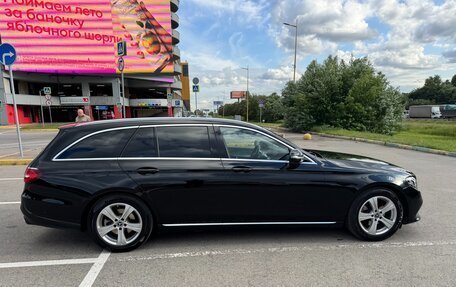 Mercedes-Benz E-Класс, 2019 год, 3 099 000 рублей, 6 фотография