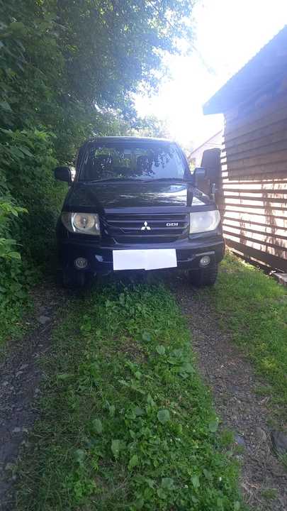 Mitsubishi Pajero iO, 2000 год, 500 000 рублей, 3 фотография