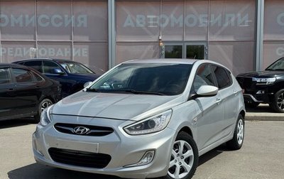Hyundai Solaris II рестайлинг, 2013 год, 650 000 рублей, 1 фотография