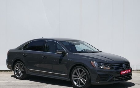 Volkswagen Passat B8 рестайлинг, 2017 год, 1 799 000 рублей, 1 фотография