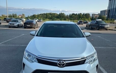 Toyota Camry, 2017 год, 2 100 000 рублей, 1 фотография
