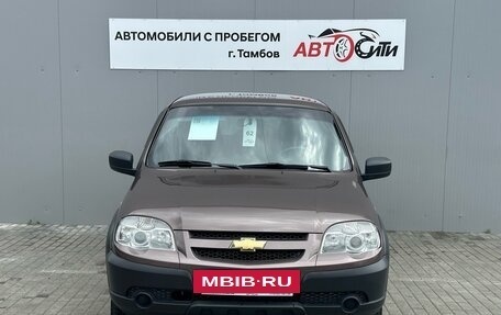 Chevrolet Niva I рестайлинг, 2018 год, 725 000 рублей, 2 фотография