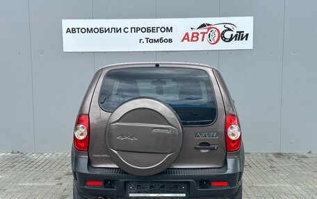Chevrolet Niva I рестайлинг, 2018 год, 725 000 рублей, 6 фотография