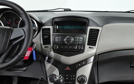 Chevrolet Cruze II, 2012 год, 949 000 рублей, 9 фотография