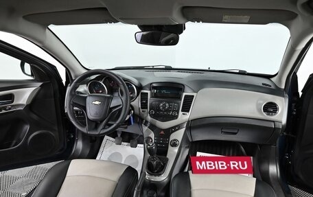 Chevrolet Cruze II, 2012 год, 949 000 рублей, 8 фотография