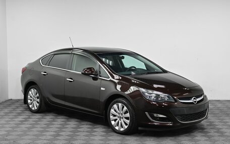 Opel Astra J, 2013 год, 949 000 рублей, 2 фотография