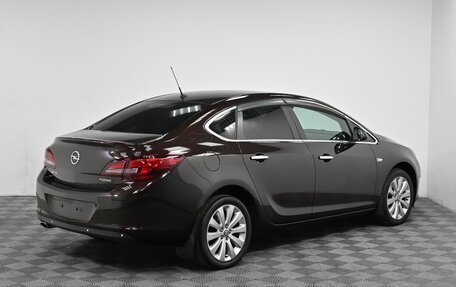 Opel Astra J, 2013 год, 949 000 рублей, 3 фотография