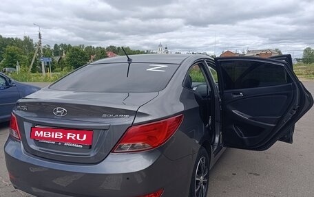 Hyundai Solaris II рестайлинг, 2015 год, 700 000 рублей, 4 фотография