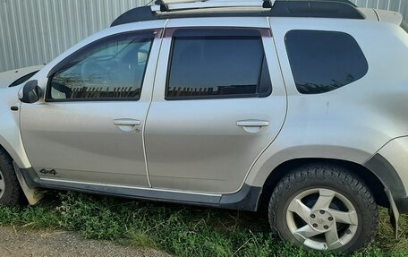 Renault Duster I рестайлинг, 2012 год, 1 000 000 рублей, 3 фотография