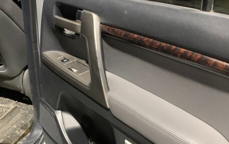 Toyota Land Cruiser 200, 2008 год, 2 090 000 рублей, 8 фотография